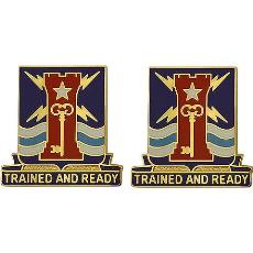 Special Troops Battalion, 4th Brigade, 1st Infantry Division Unit Crest (Trained and Ready)